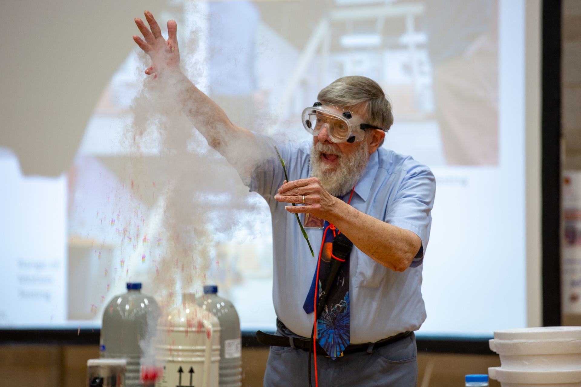 William Phillips (Nobel Laureate '97) uses liquid nitrogen to introduce the freezing cold world of quantum science to 600 middle school students at a partner event